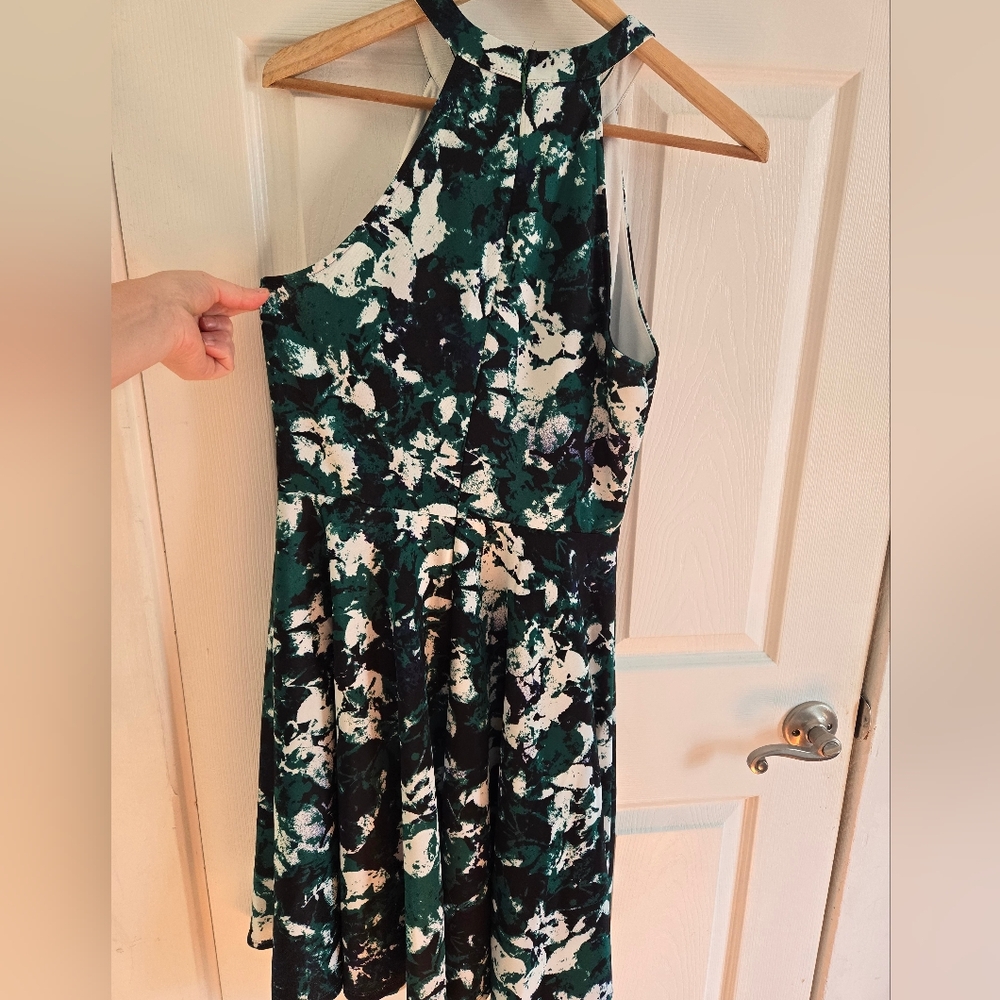 AQUA green abstract halter skater dress sz S, NWT - Picture 11 of 13